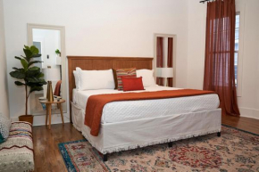Spacious Retreat Near Downtown, Atl